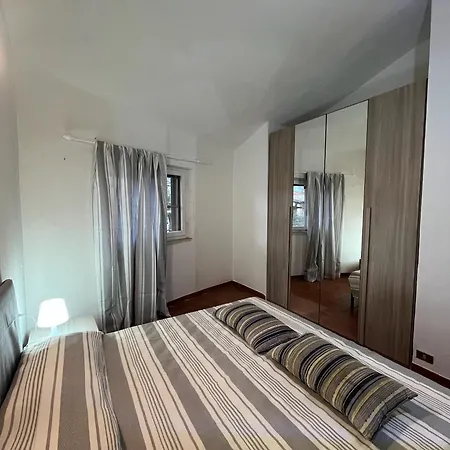 別荘 Beachfront Sea & Garden - 2br - Ac - Wifi - Bbq - Parking - Pet Friendly ブドーニ